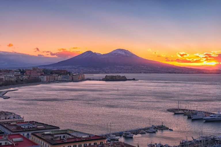 Naples Travel Guide