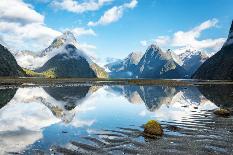 Fiordland Travel Guide