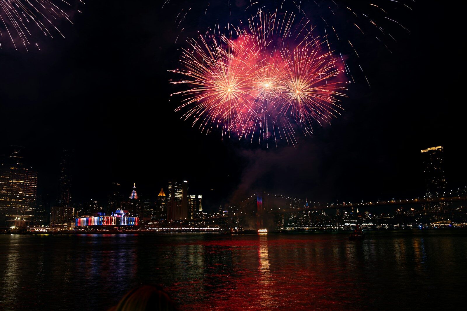 New York & Brooklyn: Liberty at Dawn, Harbor Fireworks & a Sunday in Harlem | 30 December 2026